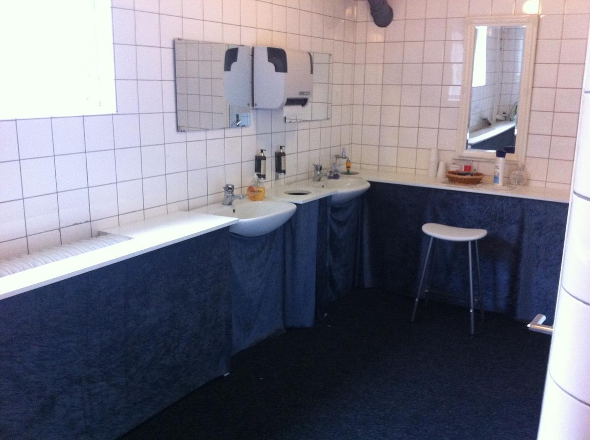 Trehoerna Waerdhus & Vandrarhem Trehorna Extérieur photo