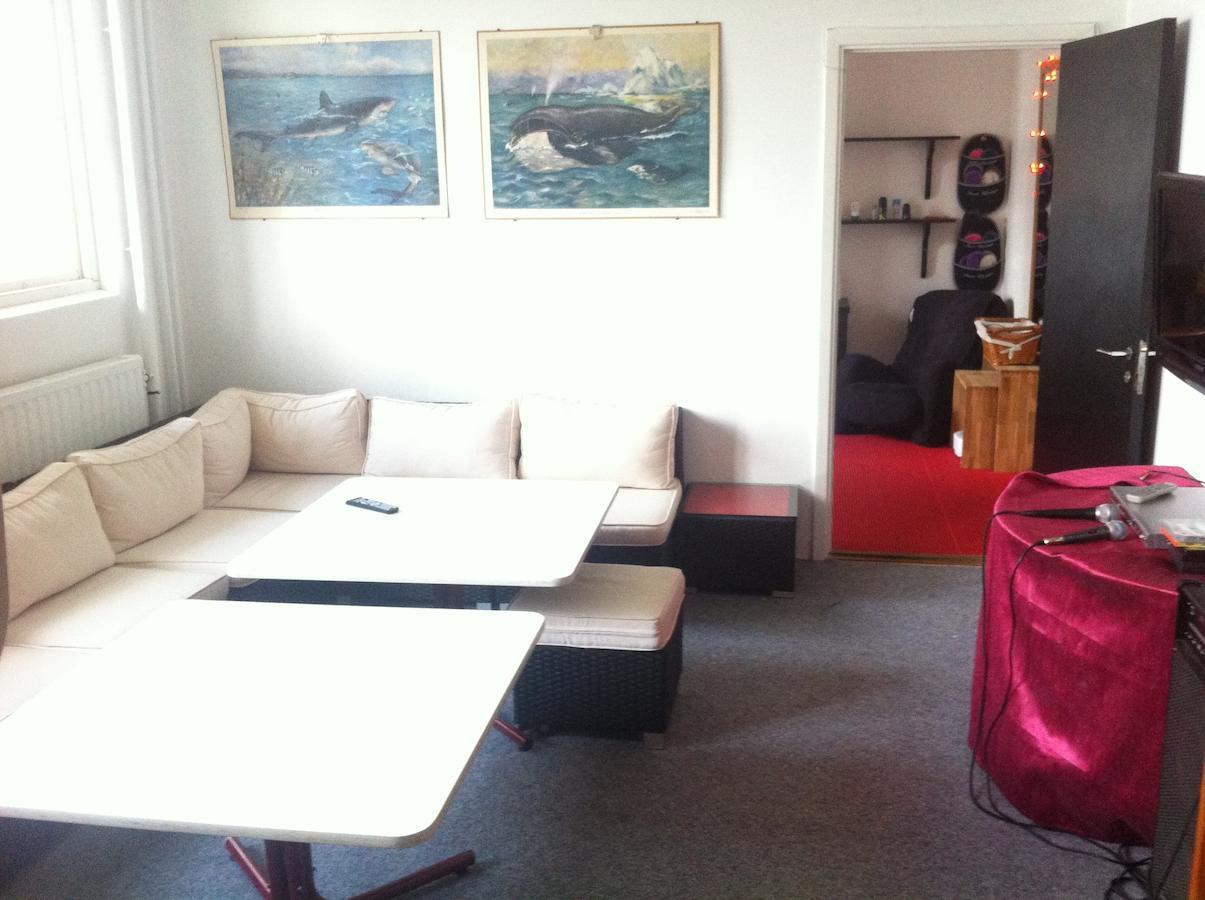 Trehoerna Waerdhus & Vandrarhem Trehorna Extérieur photo